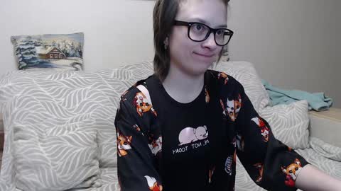 Snapshot of ambersimard chatting on December 10, 2024, 1:00 pm Amber online show from December 10, 2024, 1:00 pm