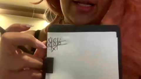 Snapshot of amberviola chatting on December 21, 2024, 9:55 am AmberViola online show from December 21, 2024, 9:55 am