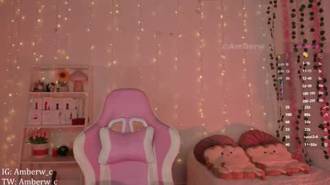 Snapshot of amberw_c chatting on November 15, 2025, 3:15 am IG - TW Amberw c online show from November 15, 2025, 3:15 am
