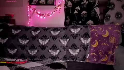 amburlicious online show from May 18, 2026, 4:07 am