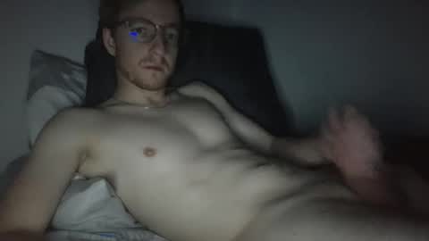 Snapshot of amekatt chatting on December 16, 2024, 12:15 am Amekatt online show from December 16, 2024, 12:15 am