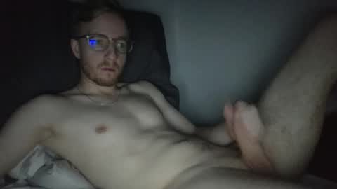 Snapshot of amekatt chatting on January 5, 2025, 11:12 pm Amekatt online show from January 5, 2025, 11:12 pm