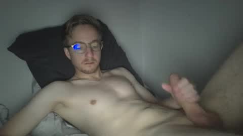 Snapshot of amekatt chatting on February 2, 2025, 6:37 am Amekatt online show from February 2, 2025, 6:37 am