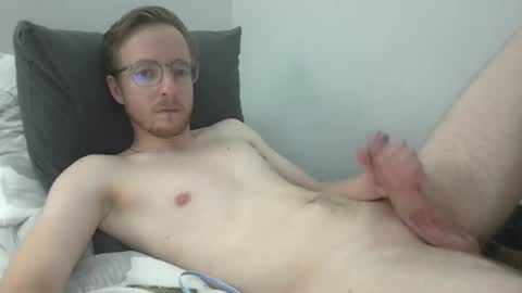 Snapshot of amekatt chatting on February 12, 2025, 10:26 pm Amekatt online show from February 12, 2025, 10:26 pm