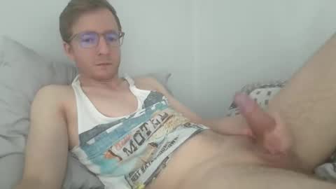 Snapshot of amekatt chatting on October 13, 2025, 5:40 am Amekatt online show from October 13, 2025, 5:40 am