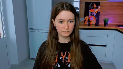 Snapshot of ameli_moon chatting on March 5, 2025, 12:44 pm Eileen online show from March 5, 2025, 12:44 pm