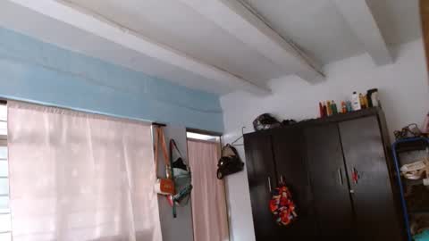 amelia  online show from December 9, 2024, 3:11 pm