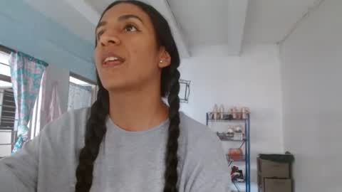 amelia  online show from October 1, 2025, 3:18 pm