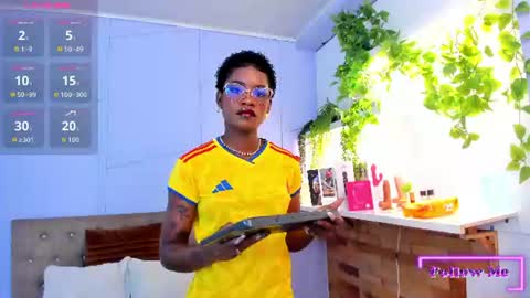 Amelia Adams online show from June 18, 2026, 12:09 pm
