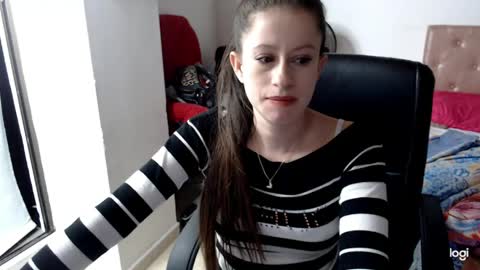 amelia online show from May 19, 2026, 3:46 am