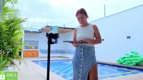 AMELIA online show from November 23, 2025, 11:43 am