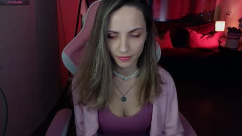 amelia_meili online show from February 8, 2026, 1:14 pm