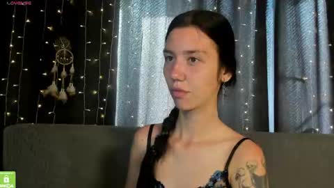 Anna online show from July 6, 2026, 1:35 am