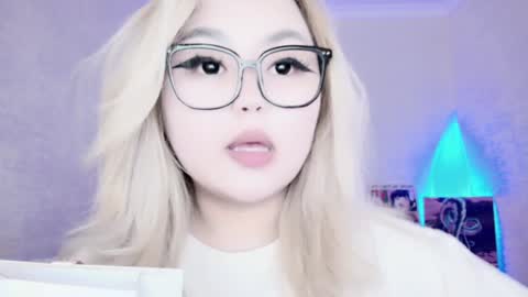 Amelia online show from December 13, 2024, 12:31 am