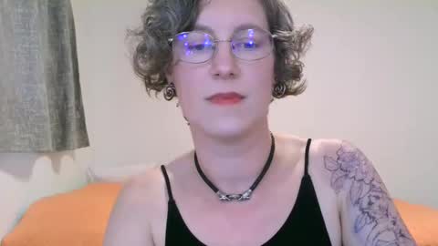 Ameliaishka online show from April 11, 2026, 9:19 pm