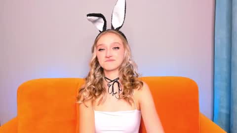 ameliawise online show from December 26, 2024, 9:01 am