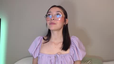 Amelie online show from February 18, 2025, 8:25 pm