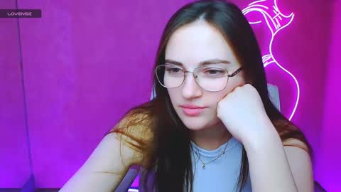 Amelie online show from January 24, 2025, 1:35 am