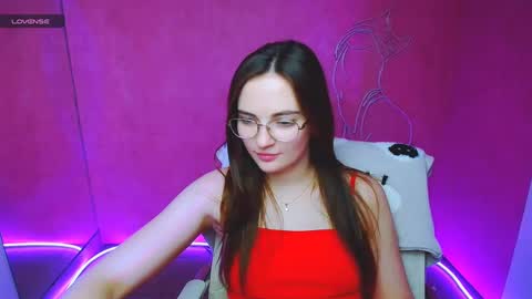 Amelie online show from January 25, 2025, 3:30 pm