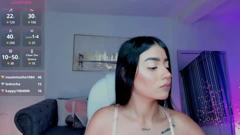 Snapshot of amelie_jhons chatting on January 12, 2025, 2:45 am Amelie Jons online show from January 12, 2025, 2:45 am