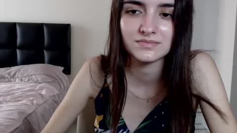 ameliebanshee online show from September 9, 2025, 8:36 am