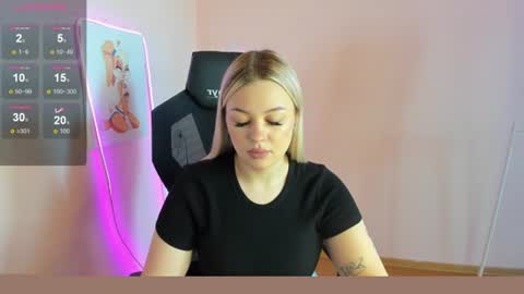 Amelie online show from August 1, 2026, 8:35 am