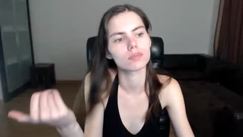 Snapshot of ameliereve chatting on September 24, 2025, 5:05 pm Amelie online show from September 24, 2025, 5:05 pm