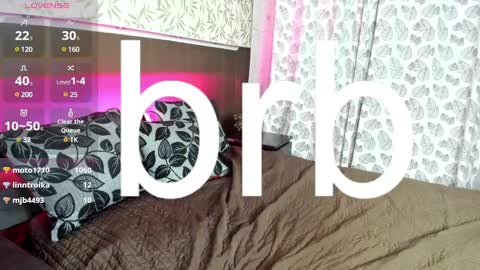 Snapshot of amely_lil chatting on February 1, 2025, 2:24 pm Amely online show from February 1, 2025, 2:24 pm