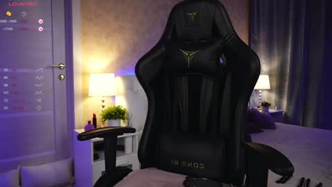 Amy  online show from December 8, 2024, 12:29 am