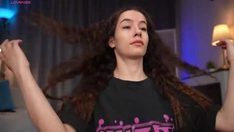 Amy  online show from April 13, 2026, 2:39 am