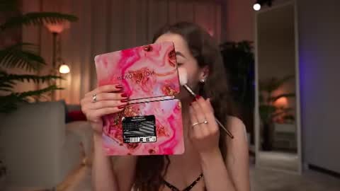 Amy  online show from July 4, 2026, 1:01 am