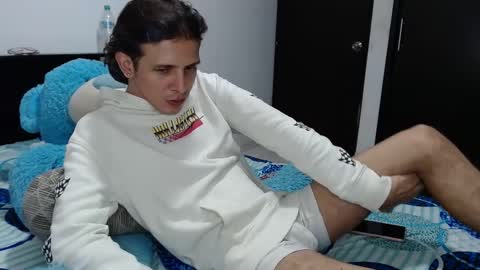 Snapshot of americanbig_dick chatting on February 22, 2025, 3:56 am Lucian online show from February 22, 2025, 3:56 am