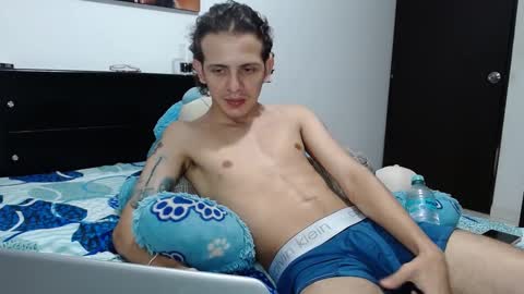 Snapshot of americanbig_dick chatting on February 23, 2025, 4:28 am Lucian online show from February 23, 2025, 4:28 am