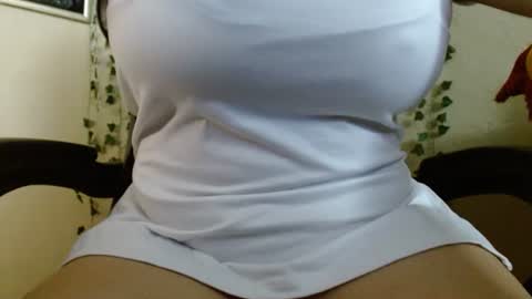 Snapshot of ames9001 chatting on December 30, 2024, 12:09 pm Mari online show from December 30, 2024, 12:09 pm