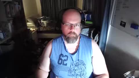 Andy online show from December 5, 2025, 11:19 am