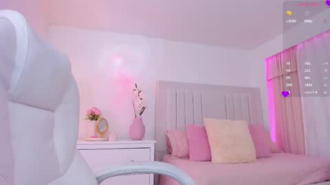 Snapshot of ami_sweet_18 chatting on October 10, 2025, 11:59 pm Ami online show from October 10, 2025, 11:59 pm