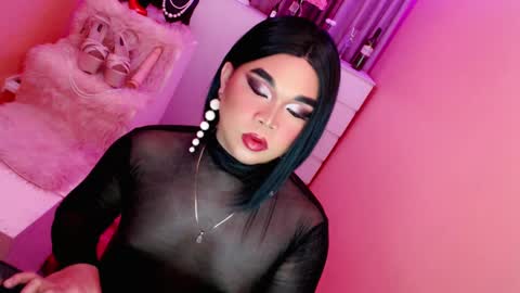 Snapshot of amiadoll chatting on January 26, 2025, 6:06 pm Queen Mireska online show from January 26, 2025, 6:06 pm