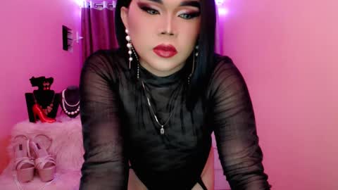 Snapshot of amiadoll chatting on February 9, 2025, 3:56 pm Queen Mireska online show from February 9, 2025, 3:56 pm