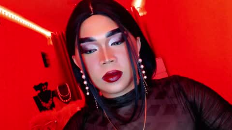 Snapshot of amiadoll chatting on March 6, 2025, 4:07 pm Queen Mireska online show from March 6, 2025, 4:07 pm