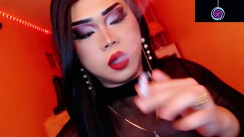 Queen Mireska online show from November 22, 2025, 2:16 pm