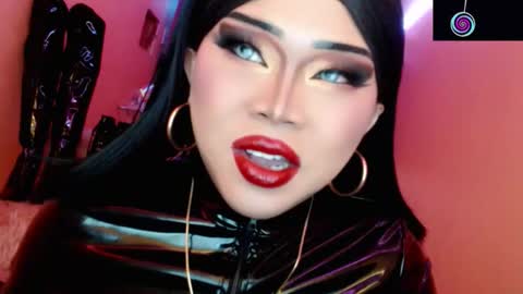 Queen Mireska online show from March 28, 2026, 5:12 pm