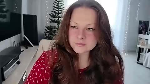 Mila online show from February 2, 2026, 2:32 am