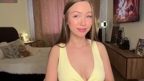 Snapshot of amilymi_ chatting on June 23, 2026, 12:03 pm Amelia online show from June 23, 2026, 12:03 pm