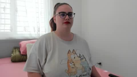 Amira Vyxen online show from April 6, 2026, 6:36 am