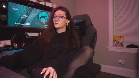 Snapshot of amirinsworld chatting on October 20, 2025, 4:57 am Am-er-in online show from October 20, 2025, 4:57 am