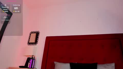 Snapshot of ammbar_foxx chatting on January 28, 2025, 12:00 pm ambar online show from January 28, 2025, 12:00 pm