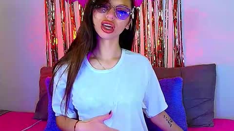 Ammelie online show from September 16, 2025, 6:42 pm