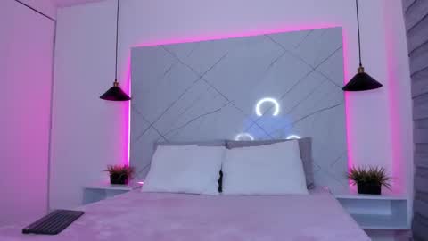 Snapshot of ammy_camm chatting on February 11, 2025, 4:11 am Ammy online show from February 11, 2025, 4:11 am