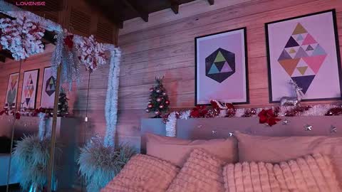 Ammy Scott  online show from December 18, 2025, 7:42 pm