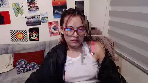 Snapshot of ammysweetx chatting on March 8, 2025, 12:00 am yisel online show from March 8, 2025, 12:00 am